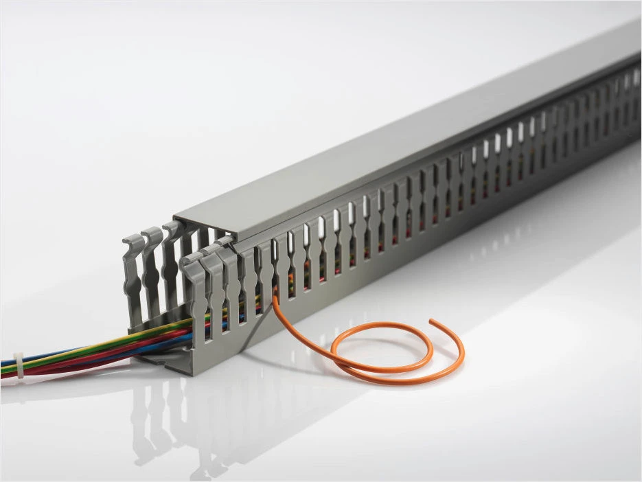 OBO 6132640 Slotted cable trunking system